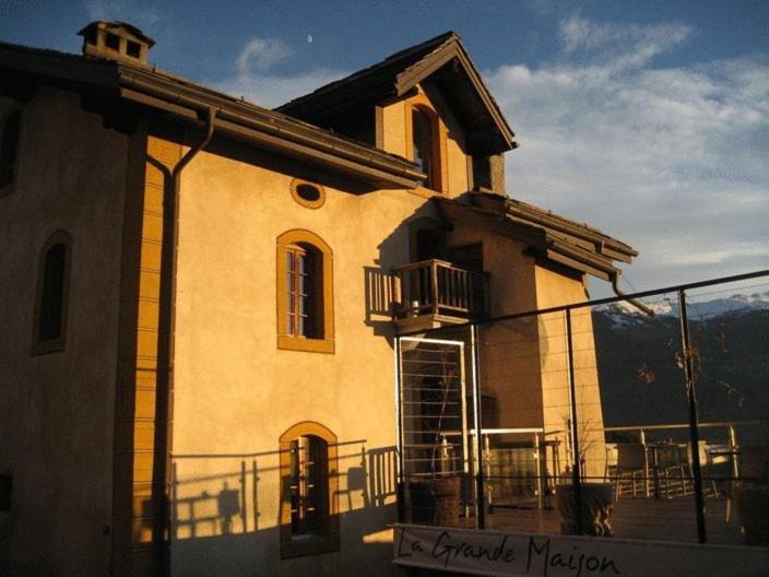 La Grande Maison Savièse エクステリア 写真